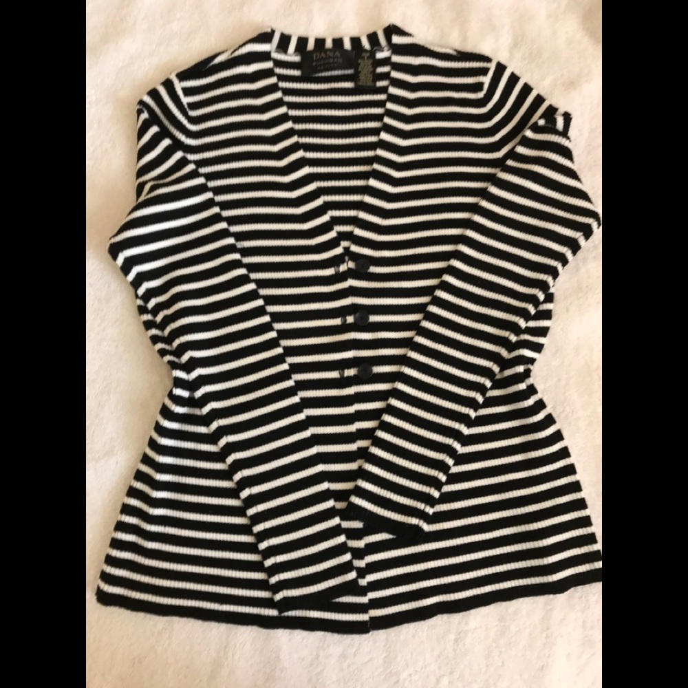 Dana Buchman sweater